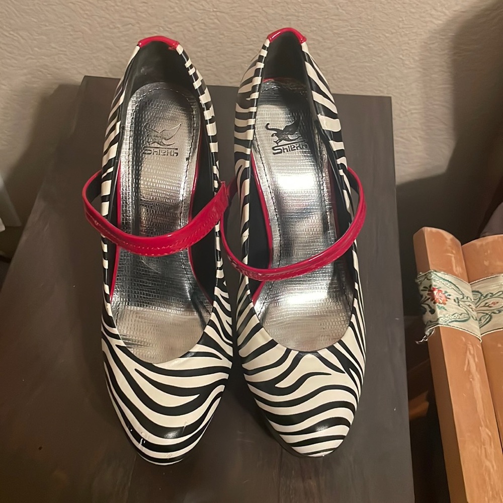Platform heels